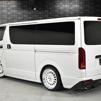 7098 平成29年式 ハイエース スーパーGL ダークプライム  2WD 2,000cc (ガソリン車)  2/5人乗車 9.5万km 車検:令和9年4月24日のサムネイル