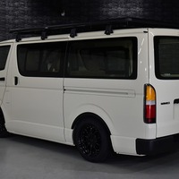 6341令和8年式 ハイエース DX 2WD 2,000cc (ガソリン車)  3/6人乗車 350km 車検:令和10年6月17日のサムネイル