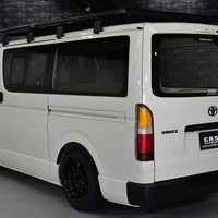 6341令和8年式 ハイエース DX 2WD 2,000cc (ガソリン車)  3/6人乗車 350km 車検:令和10年6月17日のサムネイル