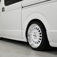 7098 平成29年式 ハイエース スーパーGL ダークプライム  2WD 2,000cc (ガソリン車)  2/5人乗車 9.5万km 車検:令和9年4月24日のサムネイル