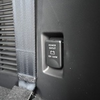 6453　【新車登録済み未使用車】改良後モデル 令和8年式 三菱 デリカD5 G-Power Package 8人 4WD 2,200㏄ ディーゼル車 走行距離14キロ 車検令和11年3月のサムネイル