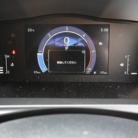6922【新型】9型ハイエース スーパーGL 8型ヘッドライト取付 2WD 2,800cc (ディーゼル) 5人乗車 0kmのサムネイル