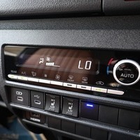 6922【新型】9型ハイエース スーパーGL 8型ヘッドライト取付 2WD 2,800cc (ディーゼル) 5人乗車 0kmのサムネイル