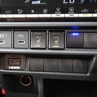 6922【新型】9型ハイエース スーパーGL 8型ヘッドライト取付 2WD 2,800cc (ディーゼル) 5人乗車 0kmのサムネイル