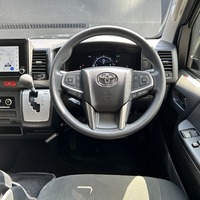 6993.令和8年式 9型ハイエースバン スーパーGL 2WD 2,800cc ディーゼル車 走行5キロ 新車未登録のサムネイル