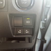 6993.令和8年式 9型ハイエースバン スーパーGL 2WD 2,800cc ディーゼル車 走行5キロ 新車未登録のサムネイル
