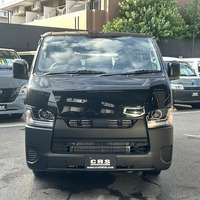 6813.令和8年式 ハイエースバン DX 2WD 2,800cc ディーゼル車 走行5キロ 新車未登録のサムネイル