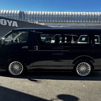 7019.令和8年式 9型ハイエースバン スーパーGL 2WD 2,800cc ディーゼル車 走行4キロ 新車未登録のサムネイル