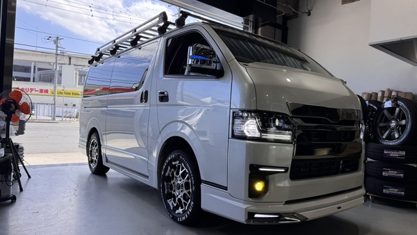 【CRS横浜店】　ハイエース9型　外装イメチェンカスタム