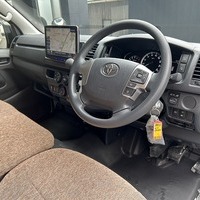 6173.令和8年式 ハイエースバン DX 2WD 2,000cc ガソリン車 走行7キロ 新車未登録のサムネイル