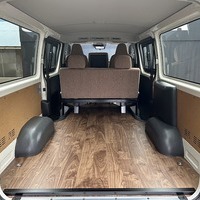 6173.令和8年式 ハイエースバン DX 2WD 2,000cc ガソリン車 走行7キロ 新車未登録のサムネイル