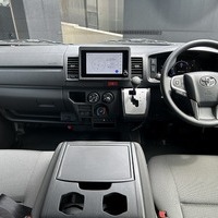 6808.令和8年式 ハイエースバン DX 2WD 2,800cc ディーゼル車 走行8キロ 新車未登録のサムネイル