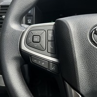 6808.令和8年式 ハイエースバン DX 2WD 2,800cc ディーゼル車 走行8キロ 新車未登録のサムネイル