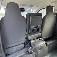 6808.令和8年式 ハイエースバン DX 2WD 2,800cc ディーゼル車 走行8キロ 新車未登録のサムネイル