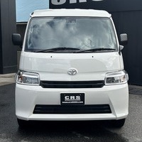 6592.令和8年式 タウンエースバン GL 4WD 1,500cc ガソリン車 走行13キロ 新車未登録のサムネイル
