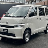 6592.令和8年式 タウンエースバン GL 4WD 1,500cc ガソリン車 走行13キロ 新車未登録のサムネイル