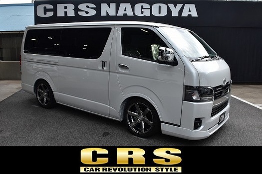 6921.令和8年式 9型ハイエースバン スーパーGL 2WD 2,800cc ディーゼル車 走行7キロ 新車未登録のサムネイル