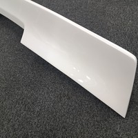 【CRS横浜】アウトレットパーツ　200系ハイエース標準　ビーキャス　ダックテール中古品のサムネイル