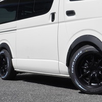 6781　オリジナルコントラストPKG　ハイエース　DX　2WD　2800cc　ディーゼル車　6人乗りのサムネイル