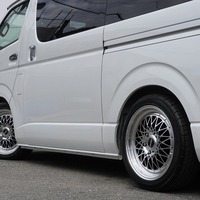 6930【新型】9型ハイエース スーパーGL ダークプライムⅡ 2WD 2,000cc (ガソリン車) 5人乗車 20kmのサムネイル