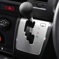 6810 9型 ハイエース DX  2WD 2,800CC ディーゼル車 4ナンバー 3/6人乗りのサムネイル