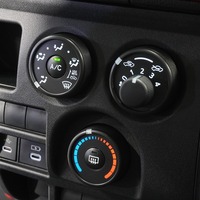 6810 9型 ハイエース DX  2WD 2,800CC ディーゼル車 4ナンバー 3/6人乗りのサムネイル
