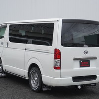 7106　令和4年式　ハイエース　スーパーGL　ダークプライムⅡ　4WD　2800cc　ディーゼル車　5人乗り　5.0万kmのサムネイル