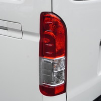 7106　令和4年式　ハイエース　スーパーGL　ダークプライムⅡ　4WD　2800cc　ディーゼル車　5人乗り　5.0万kmのサムネイル