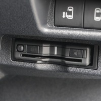6930【新型】9型ハイエース スーパーGL ダークプライムⅡ 2WD 2,000cc (ガソリン車) 5人乗車 20kmのサムネイル