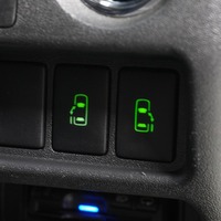 7190 平成28年式 ハイエース スーパーGL ダークプライム  2WD 2,000cc (ガソリン車)  2/5人乗車 8.8万kmのサムネイル