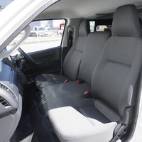 6781　オリジナルコントラストPKG　ハイエース　DX　2WD　2800cc　ディーゼル車　6人乗りのサムネイル
