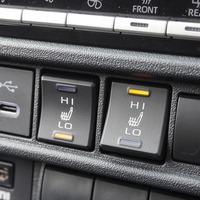 6923【新型】9型ハイエース スーパーGL  2WD 2,800cc (ディーゼル) 5人乗車 23kmのサムネイル