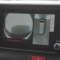 6923【新型】9型ハイエース スーパーGL  2WD 2,800cc (ディーゼル) 5人乗車 23kmのサムネイル