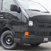 6337 令和8年式 ハイエース DX  2WD 2,000cc (ガソリン車)  3/6人乗車 130km 車検:令和10年7月13日のサムネイル