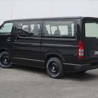 6337 令和8年式 ハイエース DX  2WD 2,000cc (ガソリン車)  3/6人乗車 130km 車検:令和10年7月13日のサムネイル
