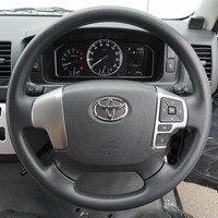 6337 令和8年式 ハイエース DX  2WD 2,000cc (ガソリン車)  3/6人乗車 130km 車検:令和10年7月13日のサムネイル