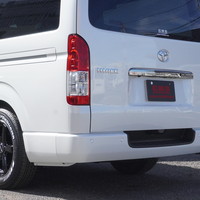 6867　オリジナルPKG　ハイエース　スーパーGL　ダークプライムⅡ　2WD　2800cc　ディーゼル車　5人乗り　10kmのサムネイル