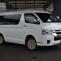 7082　令和7年式 ハイエースワゴンGL ベッドキットⅤ架装 4WD 2,700cc(ガソリン車) 10人乗車 0.5万kmのサムネイル