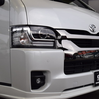 7107　登録済未使用車 9型ハイエースバン ワイドボディ DARK PRIMEⅡ 2,800cc(ディーゼル車) 2WD 2/5人乗車のサムネイル