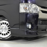 7192 平成27年式 ハイエース スーパーGL ダークプライム  2WD 2,000cc (ガソリン車)  2/5人乗車 10.4万kmのサムネイル