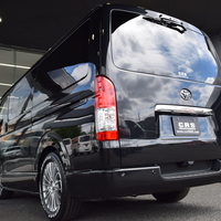 6819　9型ハイエースバン DX GLパッケージ ディーゼル車 2WD 2,800cc 3/6人乗りのサムネイル