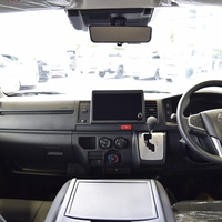 6819　9型ハイエースバン DX GLパッケージ ディーゼル車 2WD 2,800cc 3/6人乗りのサムネイル