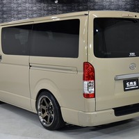 6955 9型ハイエース スーパーGL   2WD 2,800CC ディーゼル車 1ナンバー 2/5人乗りのサムネイル