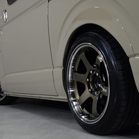 6955 9型ハイエース スーパーGL   2WD 2,800CC ディーゼル車 1ナンバー 2/5人乗りのサムネイル