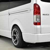 6849 9型ハイエース スーパーGL ダークプライムⅡ  2WD 2,800CC ディーゼル車 1ナンバー 2/5人乗りのサムネイル