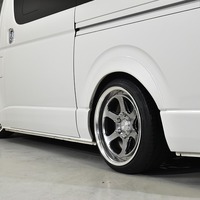 7142 令和1年式 ハイエース スーパーGL ダークプライムⅡ  2WD 2,800cc (ディーゼル車)  2/5人乗車 5.0万kmのサムネイル