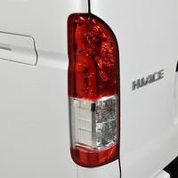 6935 9型ハイエース スーパーGL   2WD 2,800CC ディーゼル車 4ナンバー 2/5人乗りのサムネイル