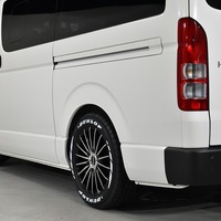 6779 9型 ハイエース DX  2WD 2,800CC ディーゼル車 4ナンバー 3/6人乗りのサムネイル