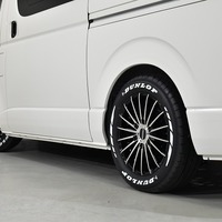 6779 9型 ハイエース DX  2WD 2,800CC ディーゼル車 4ナンバー 3/6人乗りのサムネイル