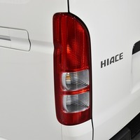 6779 9型 ハイエース DX  2WD 2,800CC ディーゼル車 4ナンバー 3/6人乗りのサムネイル